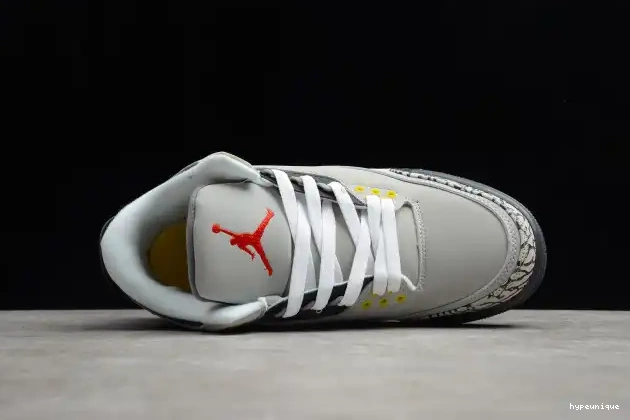 HYPE CT8532-012 Grey Jordan (2021) Cool Retro Air 3 0625
